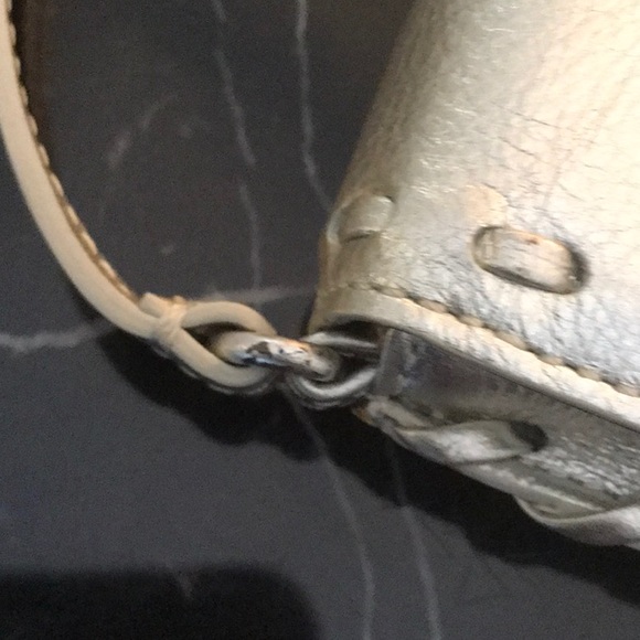 NWT Michael Kors silver wristlet - Picture 6 of 10